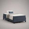 Letto matrimoniale continentale in tessuto blu scuro e bianco 160 x 200 cm, set da 3 pezzi con materasso, senza testiera
