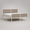 Letto matrimoniale 160 x 200 cm in acciaio bianco con testiera e pediera imbottite beige